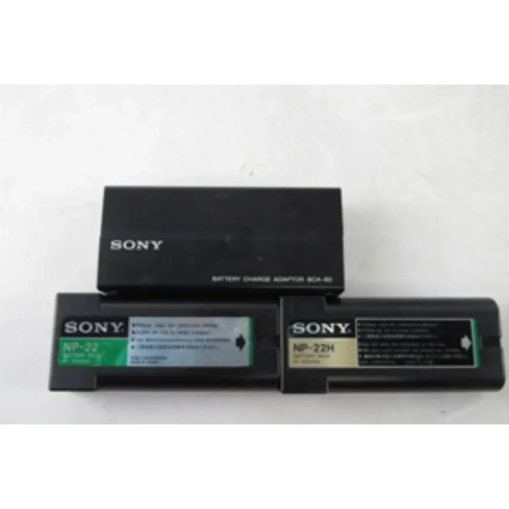 Sony CCD-V8AFU Video8 Camcorder w/ Batteries, Charger & RFU Adaptor
